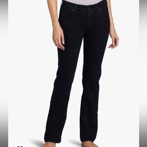 - Levi 's Demi Curve Classic Rise Straight Leg Jean